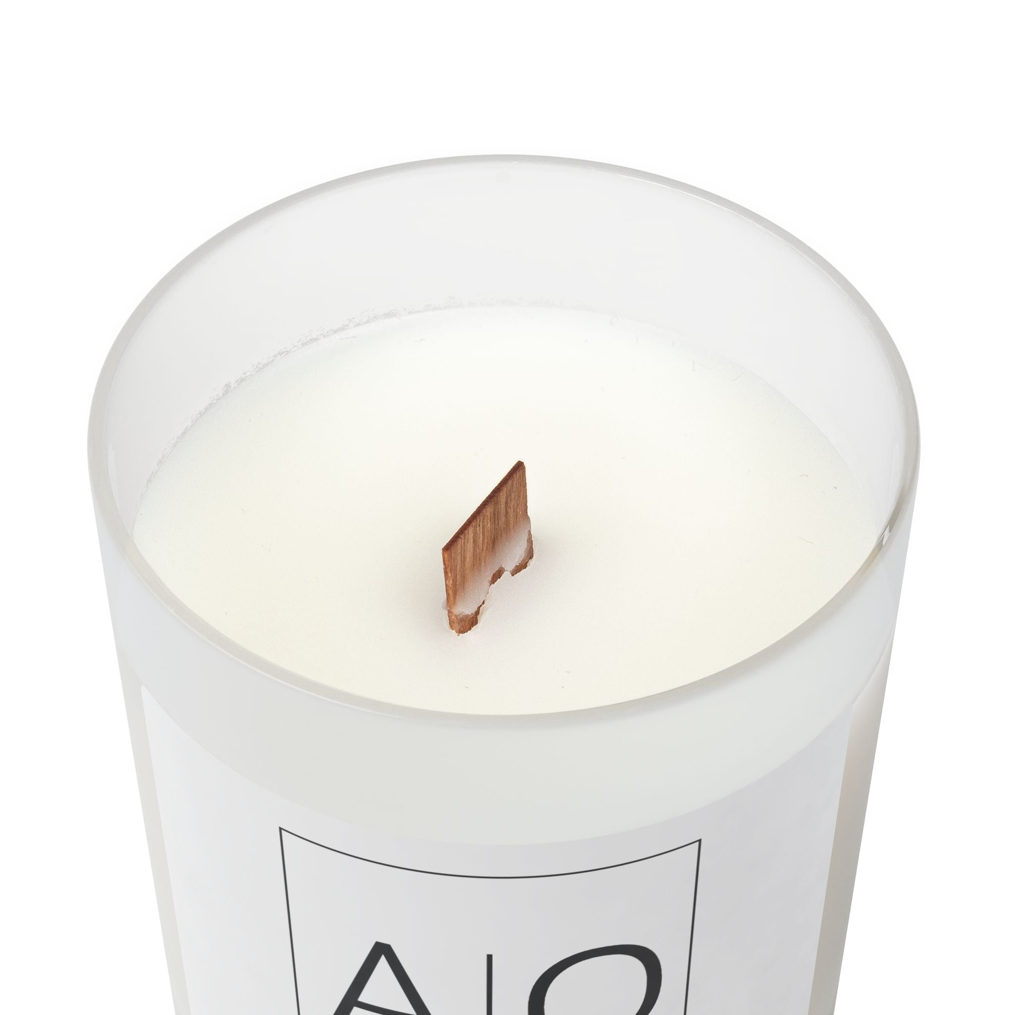 Luxurious Soy Candle - The Perfect Gift for Any Occasion