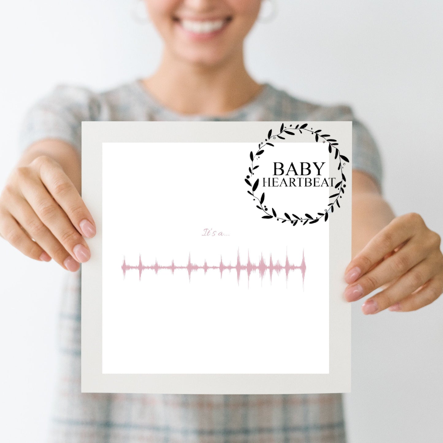 Custom ultrasound sound wave wall art featuring a baby’s heartbeat, perfect keepsake for expecting parents

